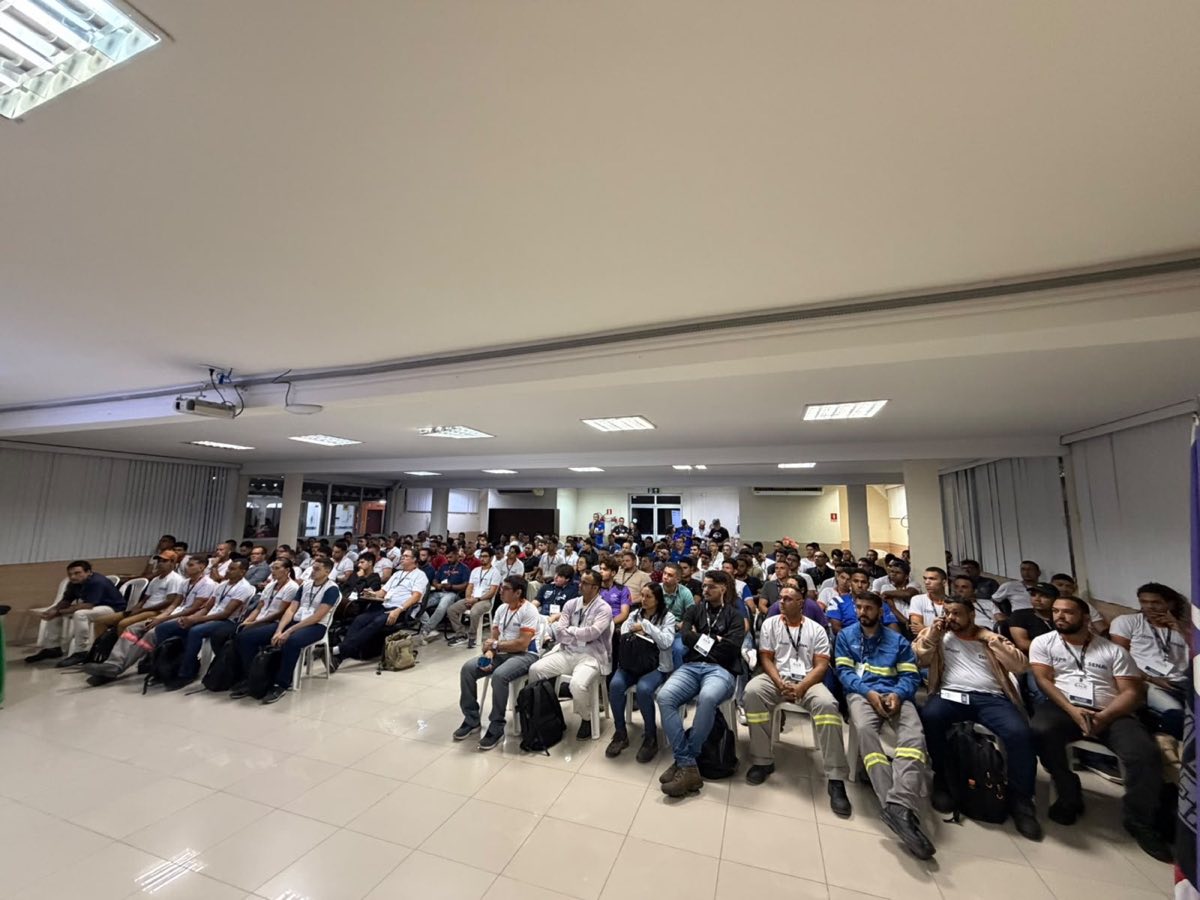Auditório cheio no SENAI de João Pessoa